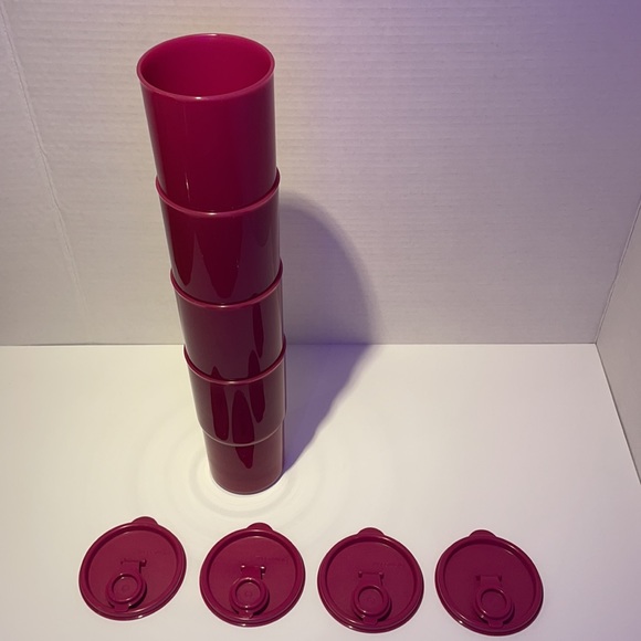 4 Tupperware stackable tumblers. - Picture 2 of 4